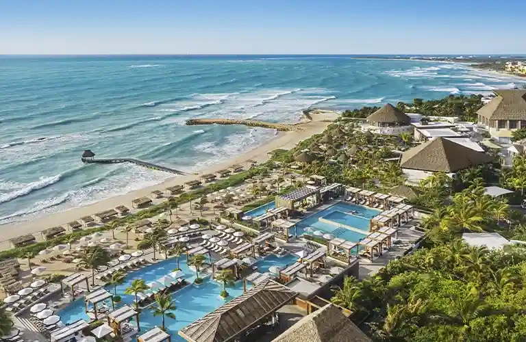 http://sqnescapes.com/Riviera Maya Vidanta resort showcasing lush greenery, sparkling pools, and luxurious accommodations
